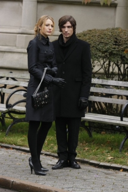 aaron-rose-serena-van-der-woodsen