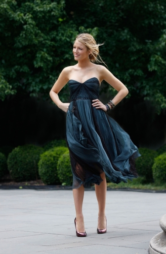 serena-at-the-wedding